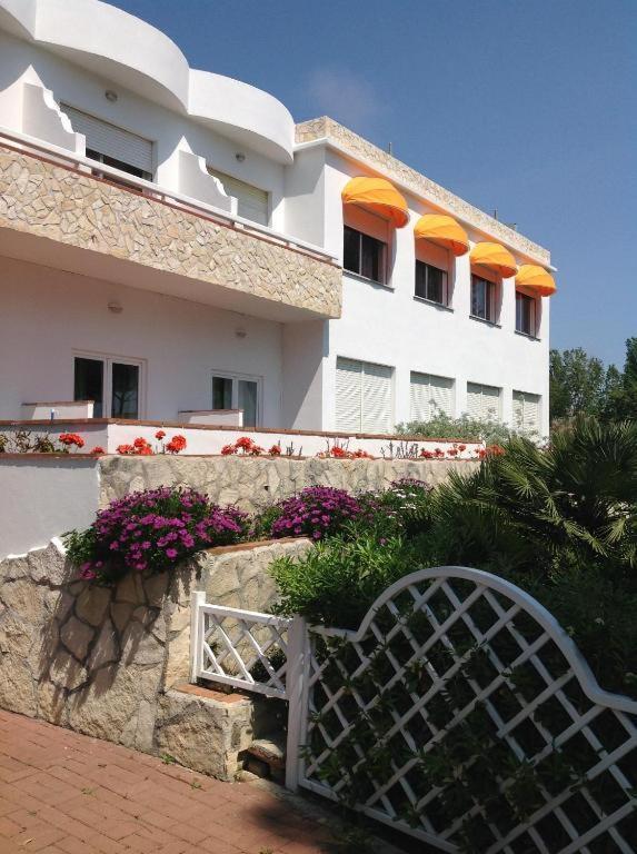 Capo Circeo Beach Resort Spa Fronte Mare Сан-Феліче-Чирчео Екстер'єр фото